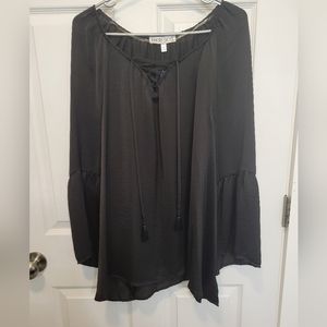 Bell sleeve blouse